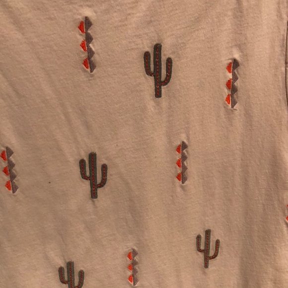 Miss Me hi low cactus top - Picture 2 of 2